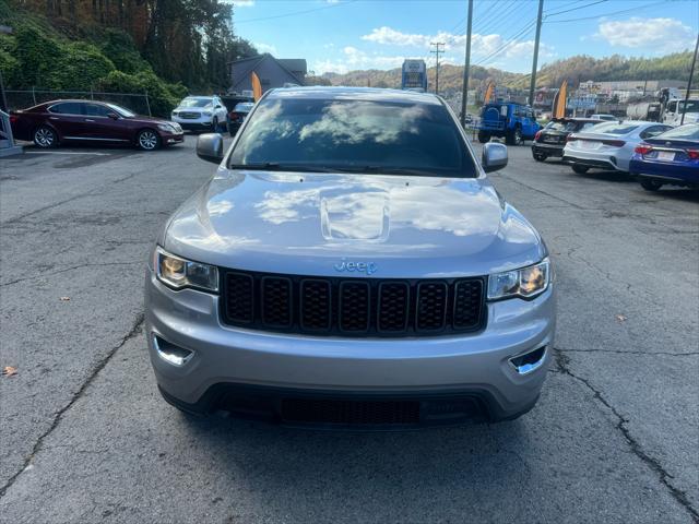 used 2017 Jeep Grand Cherokee car, priced at $15,990