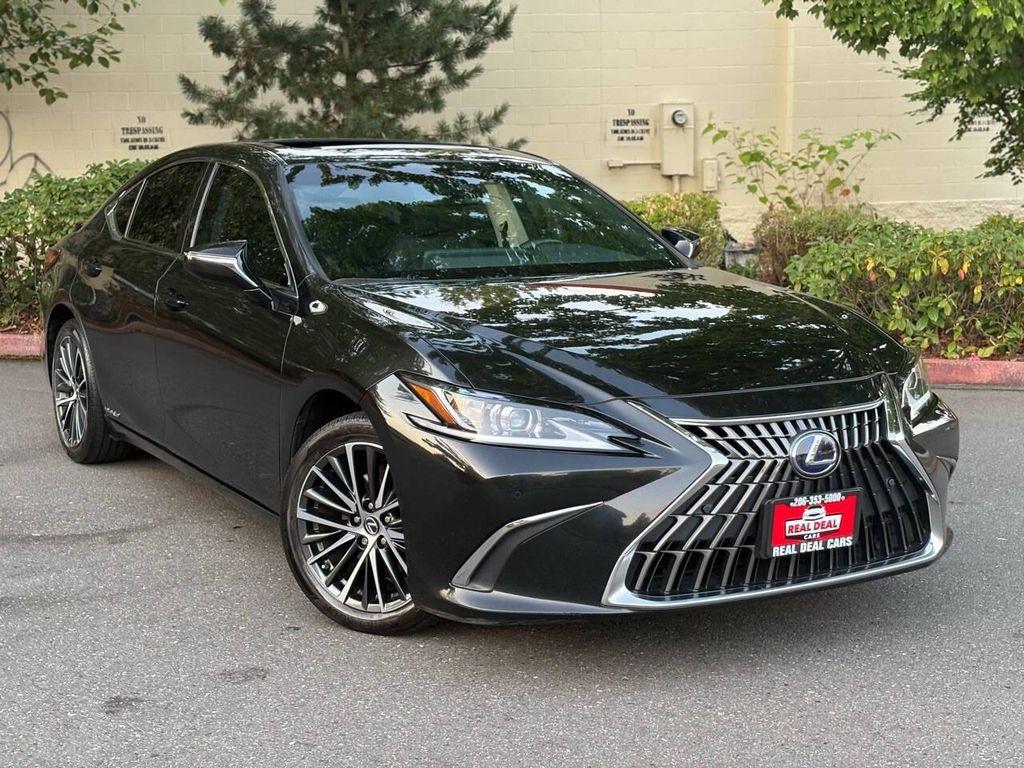 used 2022 Lexus ES 300h car, priced at $32,499