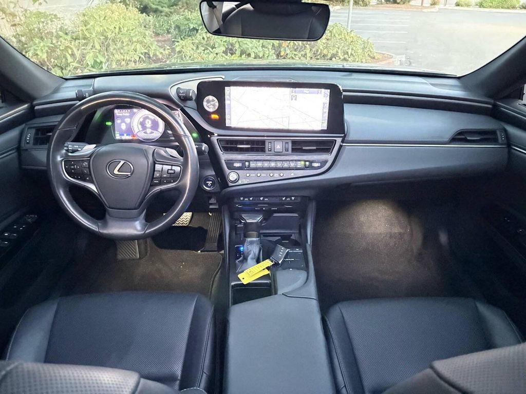 used 2022 Lexus ES 300h car, priced at $32,499