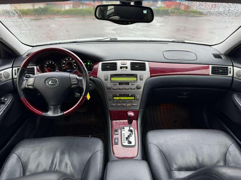 used 2005 Lexus ES 330 car, priced at $8,499