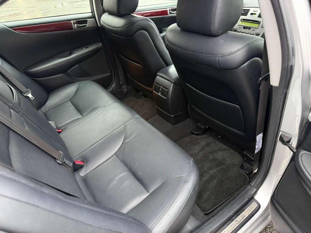 used 2005 Lexus ES 330 car, priced at $8,499