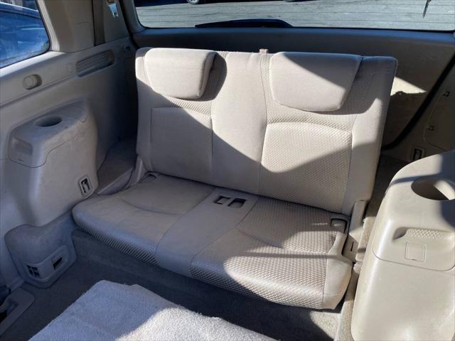 used 2004 Toyota Highlander car, priced at $6,999