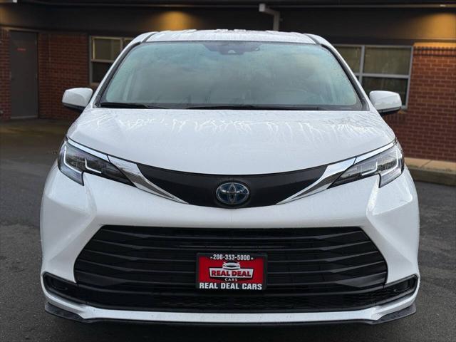 used 2021 Toyota Sienna car, priced at $29,999