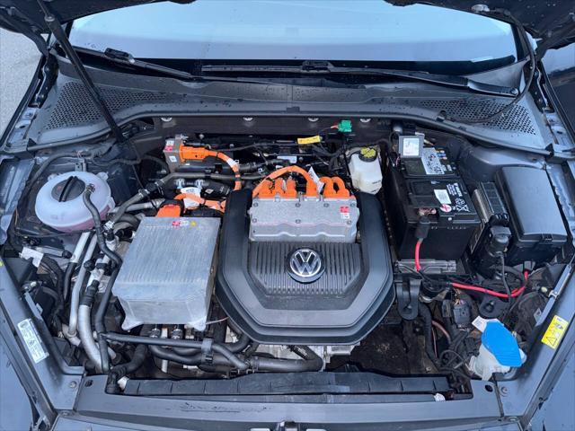 used 2016 Volkswagen e-Golf car, priced at $9,999