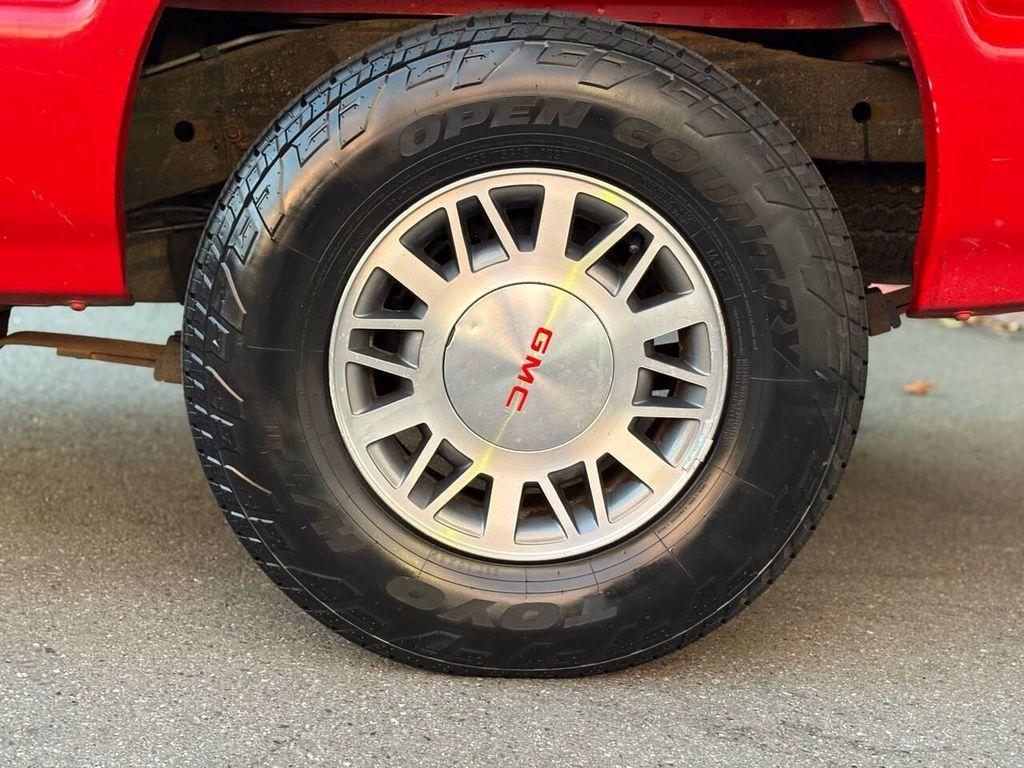 used 2001 GMC Sonoma car, priced at $10,999