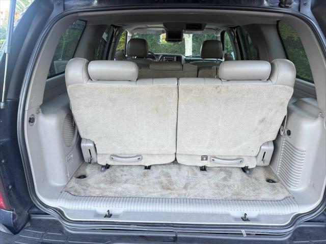 used 2004 GMC Yukon car, priced at $5,499