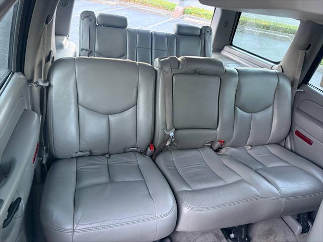 used 2004 GMC Yukon car, priced at $5,499
