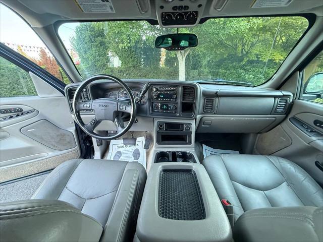 used 2004 GMC Yukon car, priced at $5,499