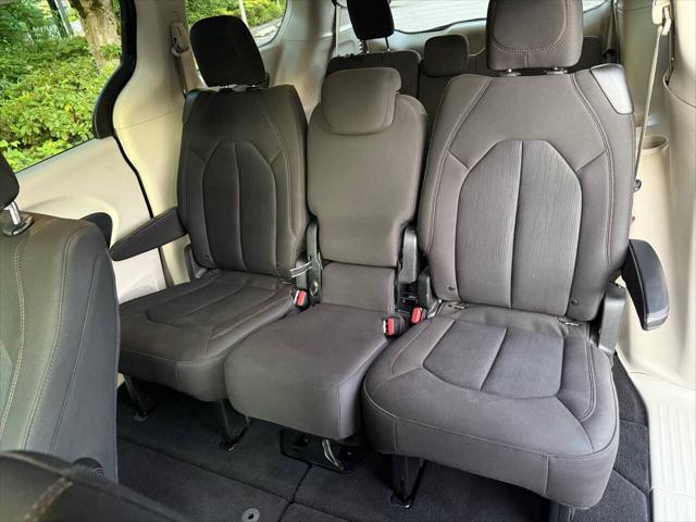 used 2017 Chrysler Pacifica car, priced at $12,999