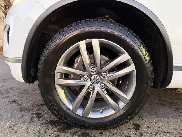 used 2015 Volkswagen Touareg car, priced at $15,999