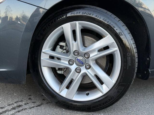 used 2015 Volvo V60 car, priced at $10,999