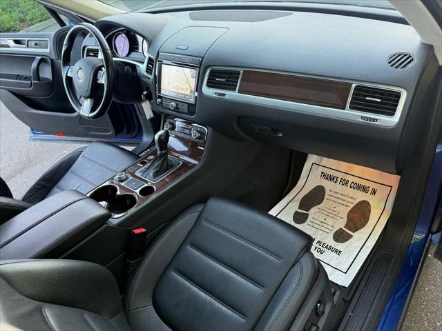 used 2016 Volkswagen Touareg car, priced at $27,999