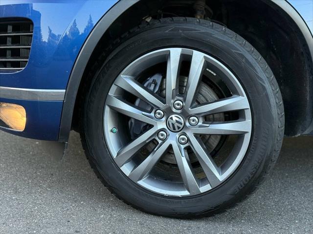 used 2016 Volkswagen Touareg car, priced at $27,999