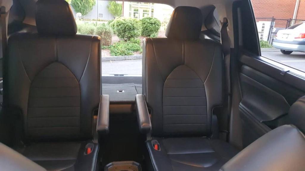 used 2021 Toyota Highlander car, priced at $30,999