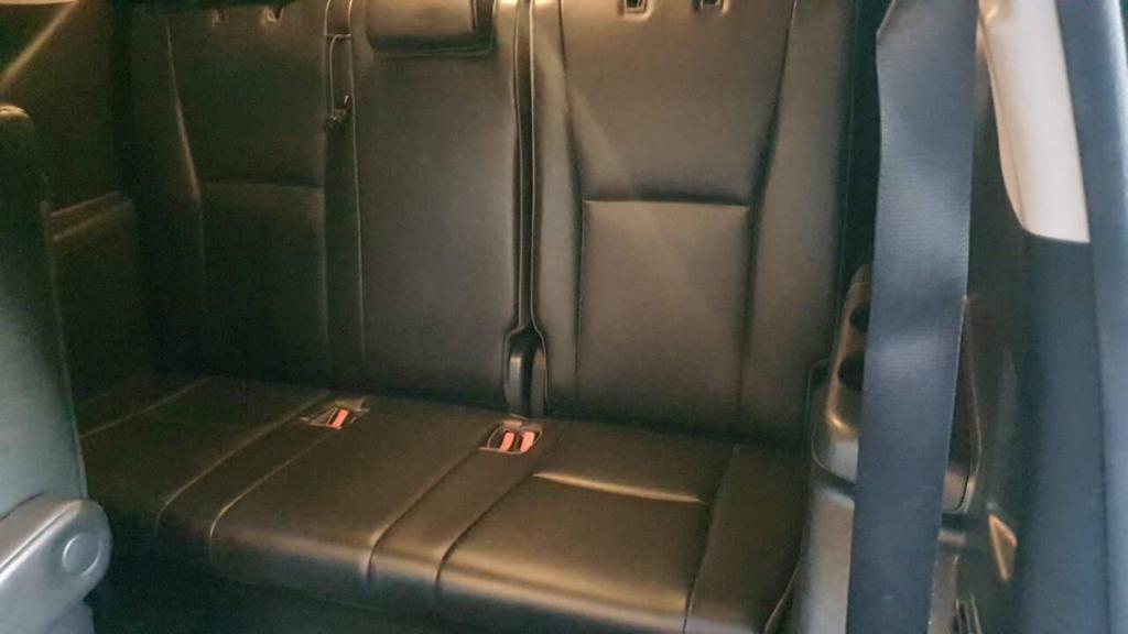 used 2021 Toyota Highlander car, priced at $30,999