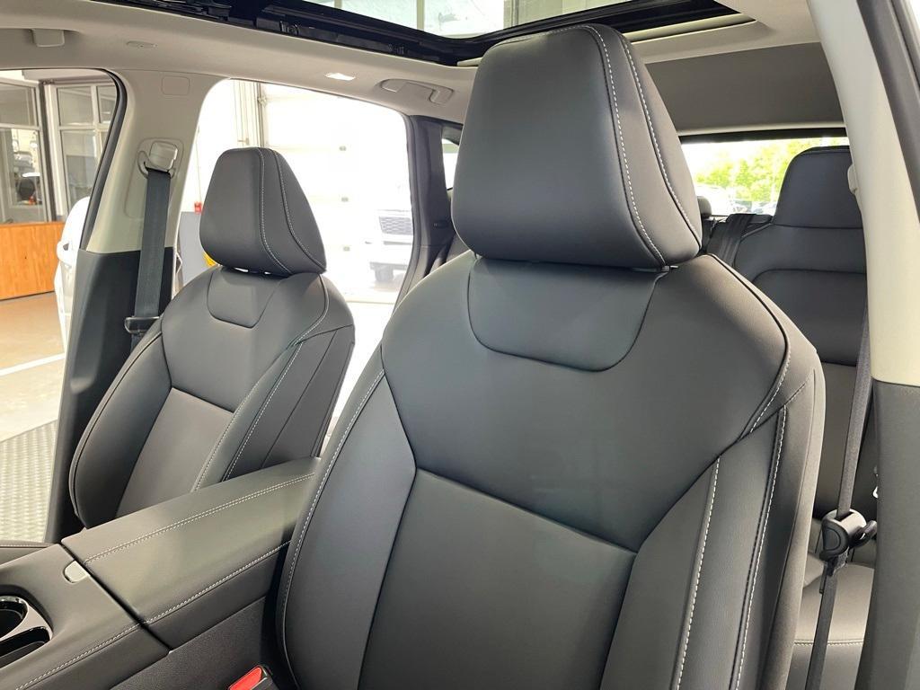 new 2025 Nissan Murano car, priced at $46,014