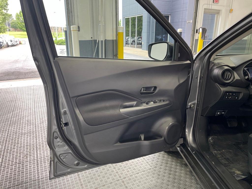 new 2025 Nissan Kicks Play car, priced at $21,071