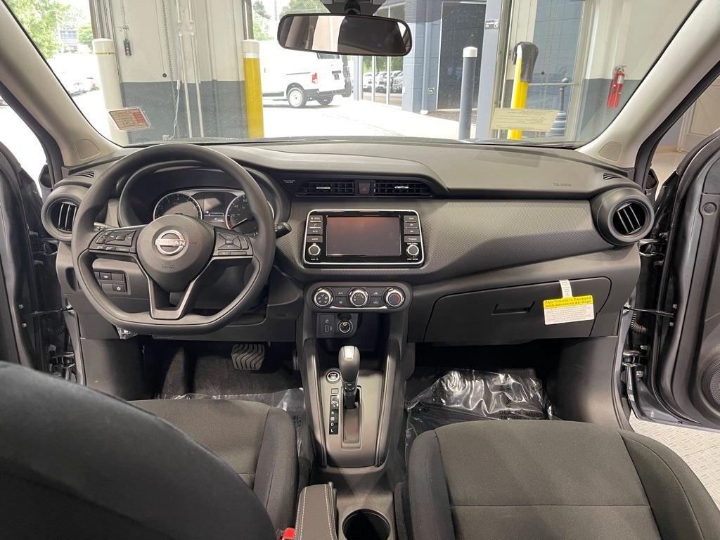 new 2025 Nissan Kicks Play car, priced at $21,071