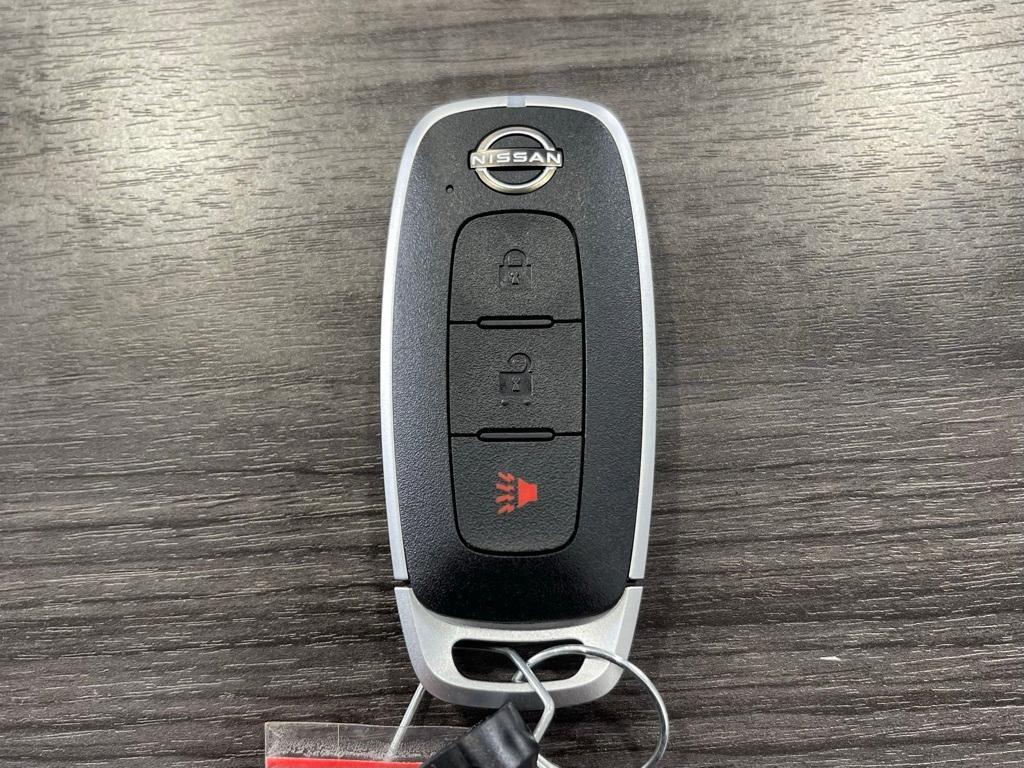 new 2025 Nissan Kicks Play car, priced at $21,071