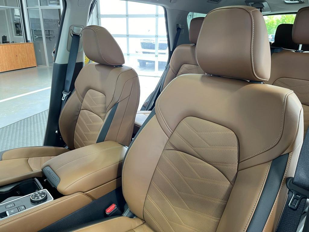 new 2025 Nissan Pathfinder car, priced at $47,892