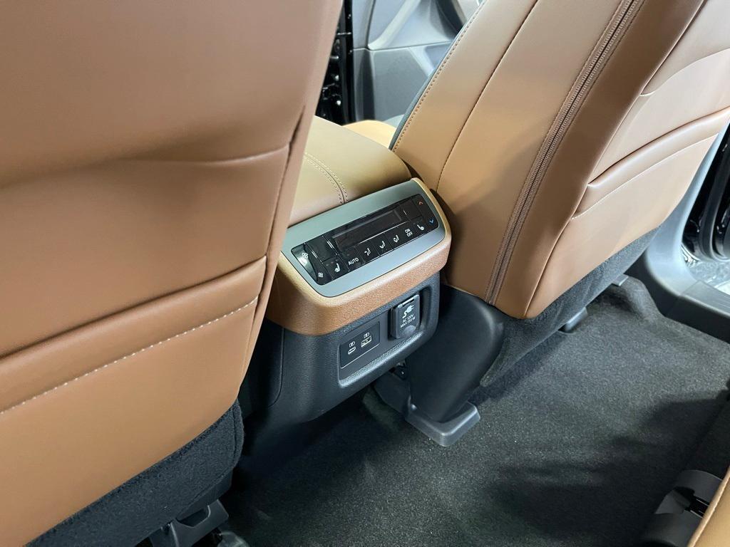 new 2025 Nissan Pathfinder car, priced at $47,892