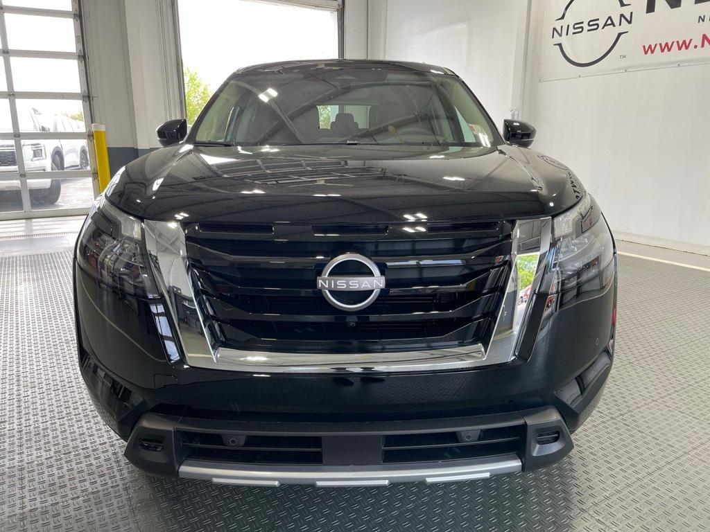 new 2025 Nissan Pathfinder car, priced at $47,892