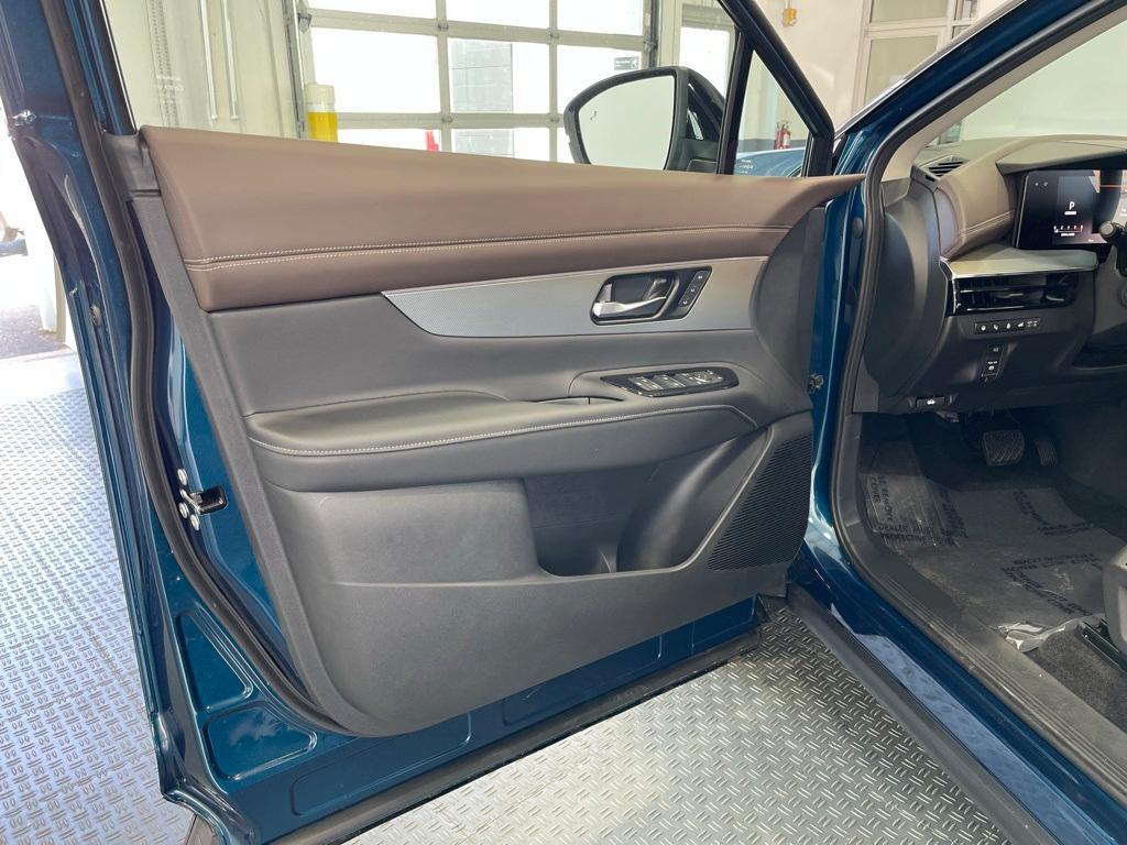 new 2025 Nissan Murano car, priced at $50,659