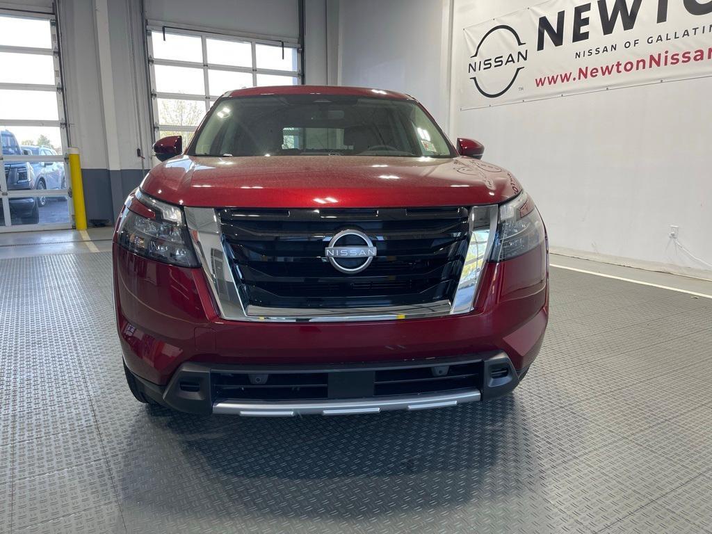 new 2025 Nissan Pathfinder car, priced at $42,205