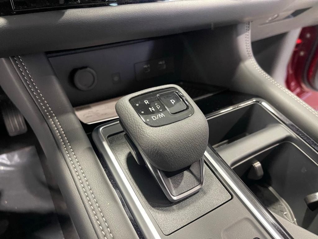 new 2025 Nissan Pathfinder car, priced at $42,205