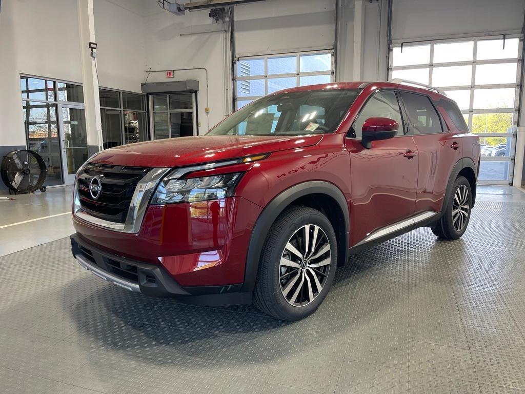 new 2025 Nissan Pathfinder car, priced at $42,205