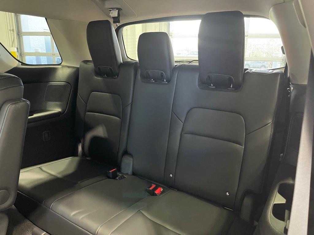 new 2025 Nissan Pathfinder car, priced at $42,205