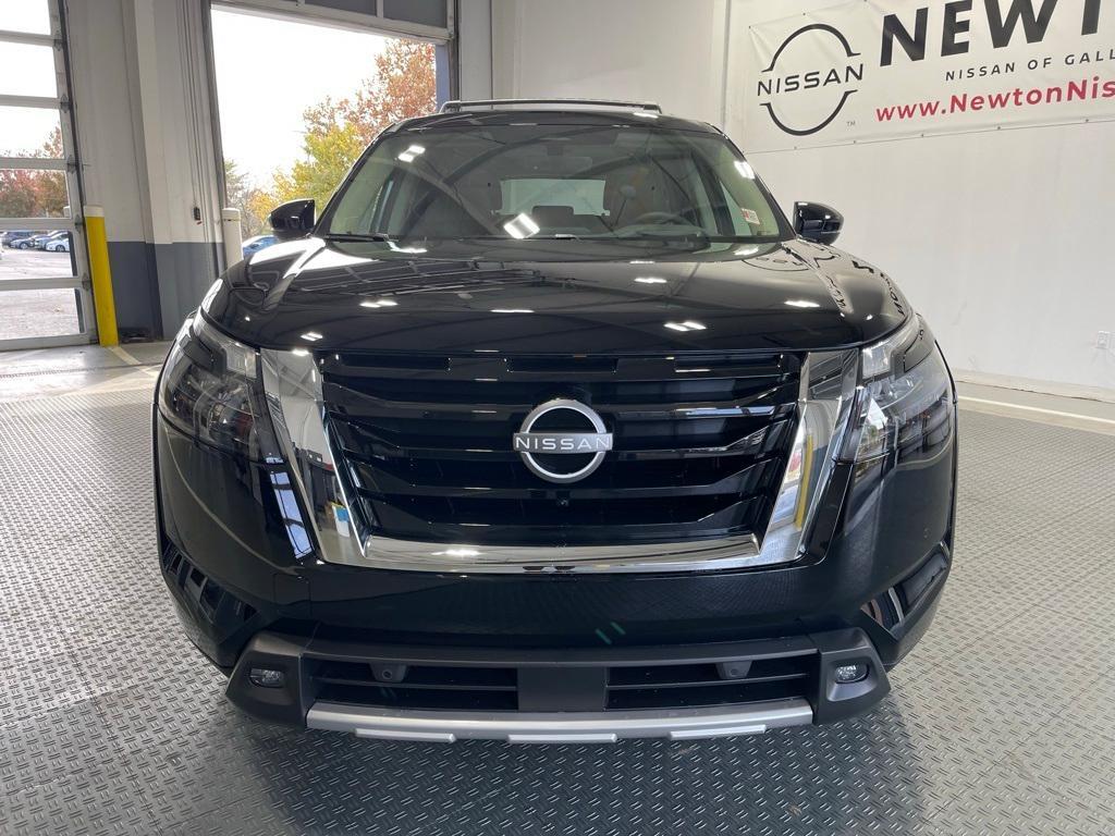 new 2025 Nissan Pathfinder car, priced at $39,860