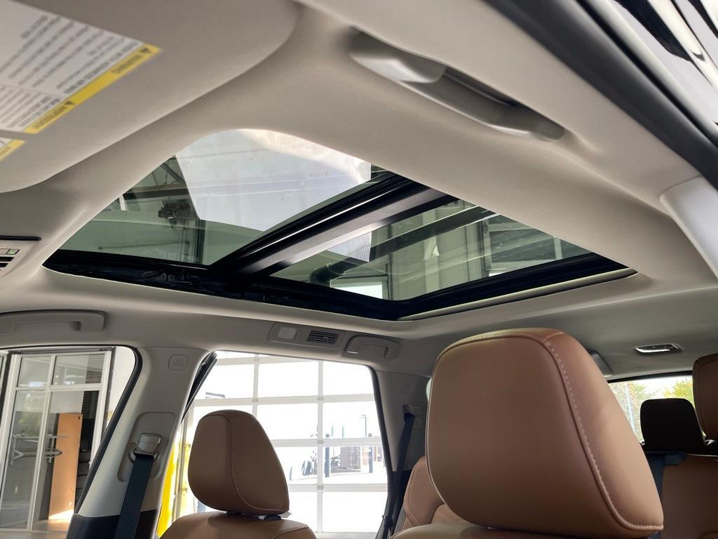 new 2025 Nissan Pathfinder car, priced at $39,860