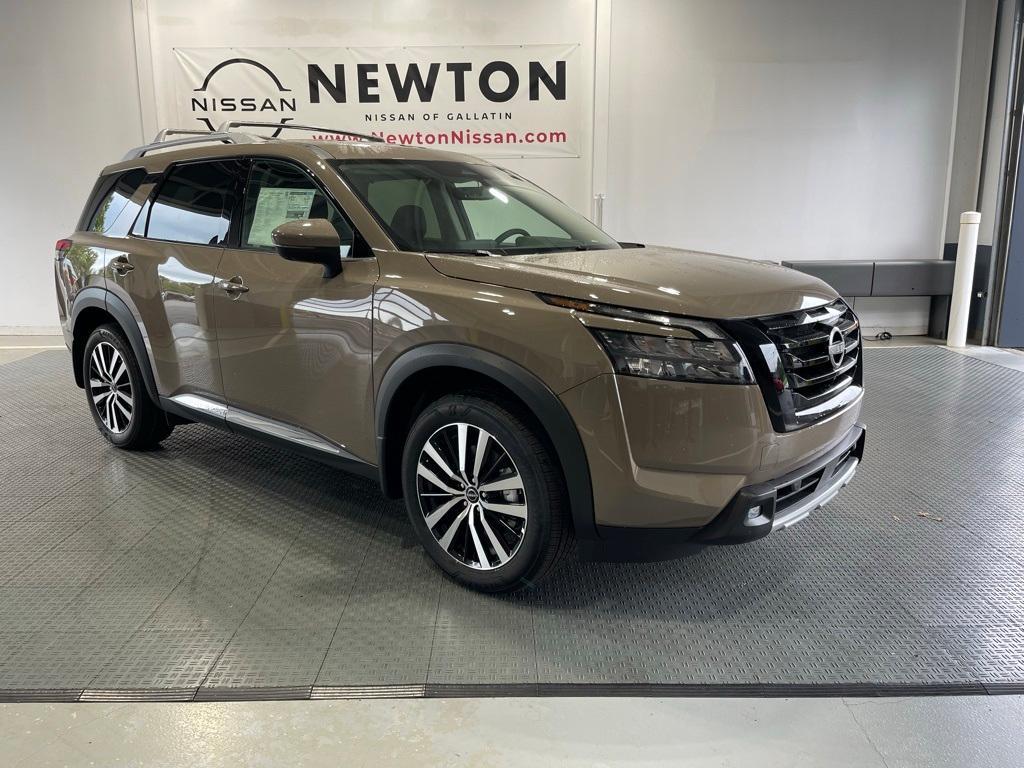 new 2025 Nissan Pathfinder car, priced at $48,178