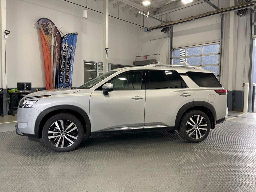 new 2025 Nissan Pathfinder car, priced at $49,058