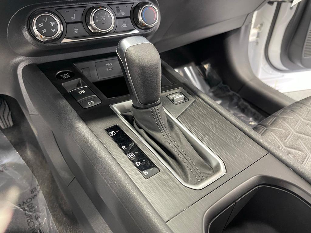 new 2025 Nissan Kicks car, priced at $25,794