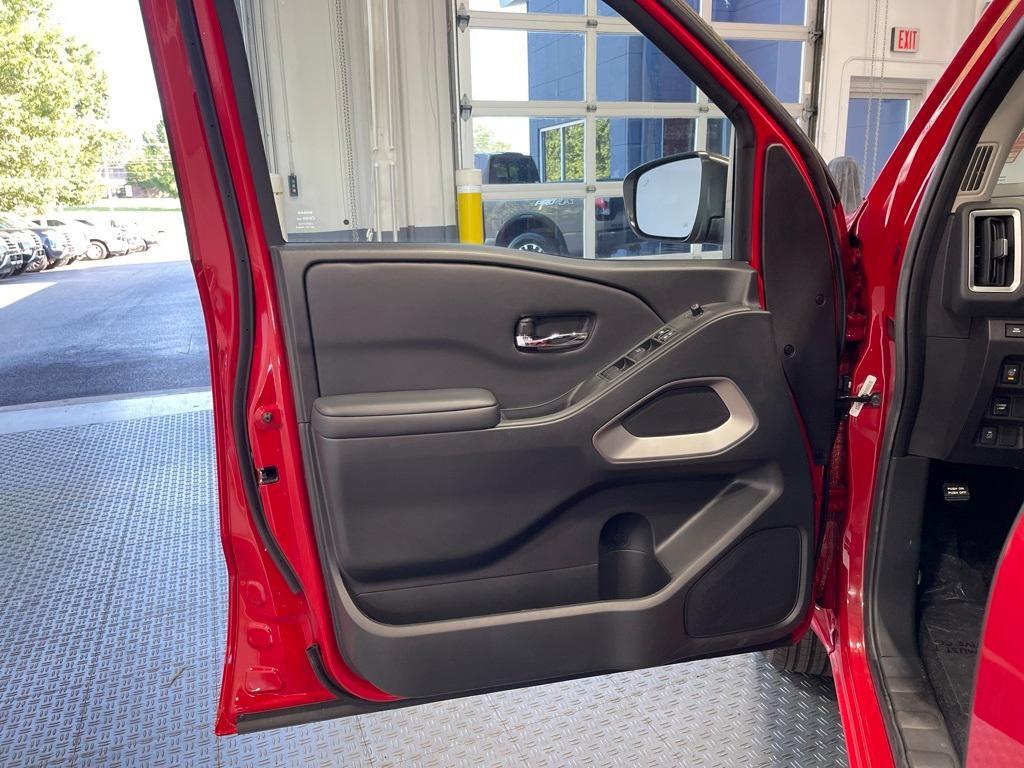 new 2025 Nissan Frontier car, priced at $34,033