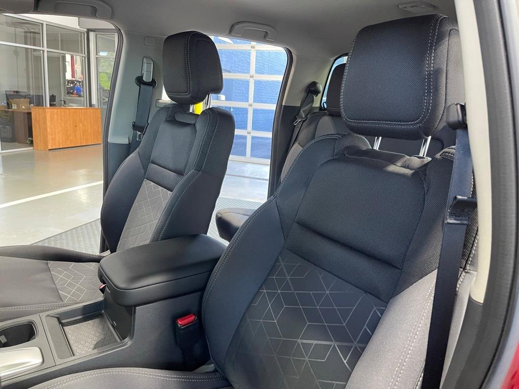 new 2025 Nissan Frontier car, priced at $34,033