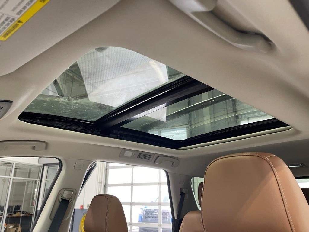 new 2025 Nissan Pathfinder car, priced at $47,934