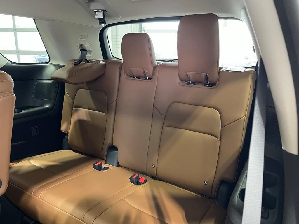 new 2025 Nissan Pathfinder car, priced at $47,934