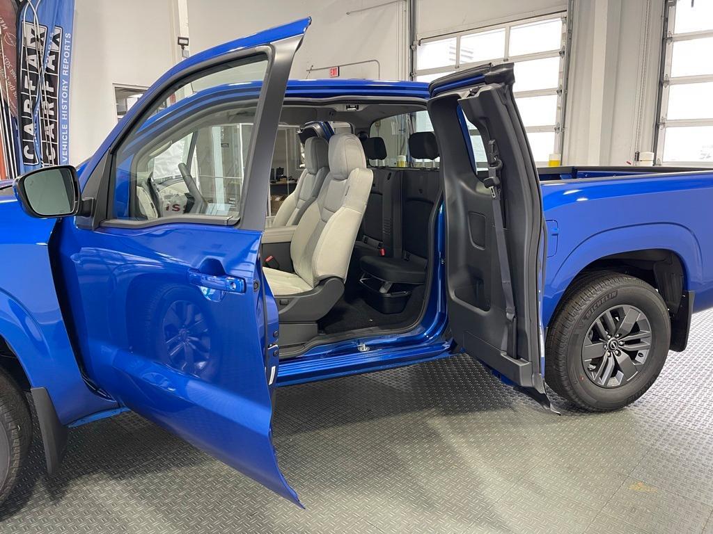 new 2025 Nissan Frontier car, priced at $35,765