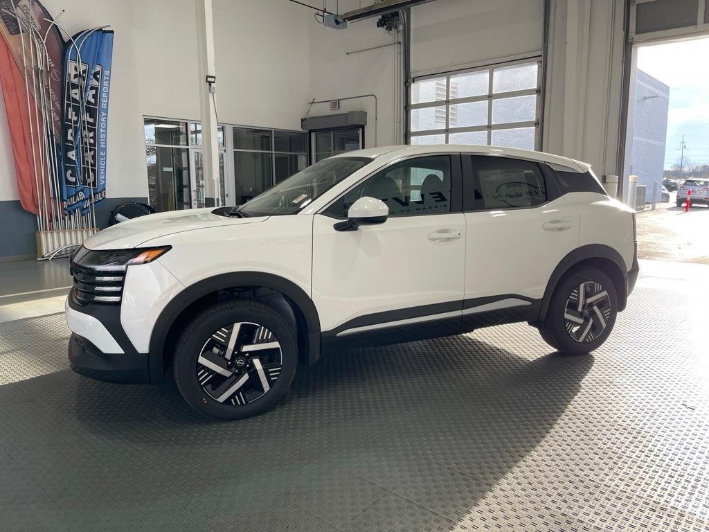 new 2025 Nissan Kicks car, priced at $24,518