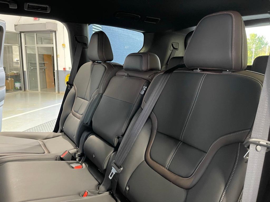 new 2025 Nissan Armada car, priced at $66,747