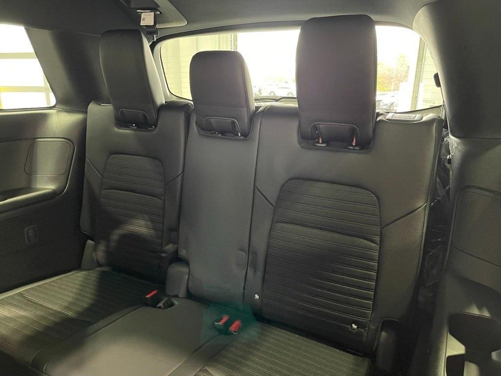 new 2025 Nissan Pathfinder car, priced at $43,186