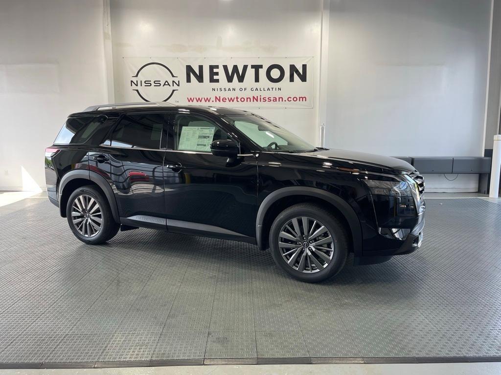 new 2025 Nissan Pathfinder car, priced at $37,670