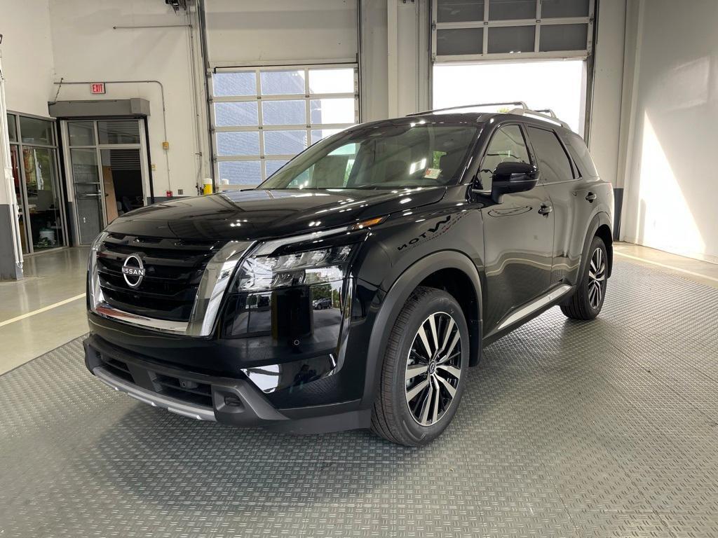 new 2025 Nissan Pathfinder car, priced at $47,790