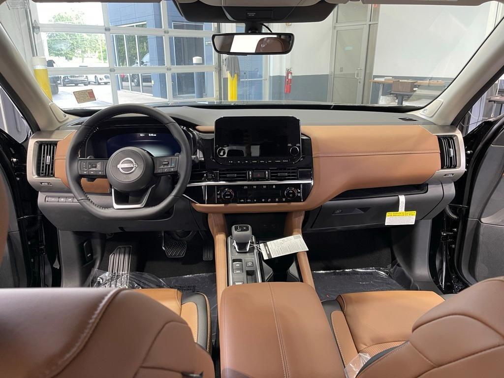 new 2025 Nissan Pathfinder car, priced at $47,790