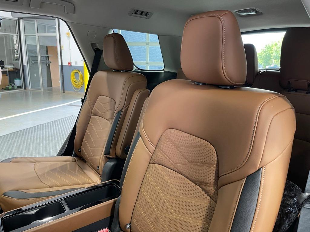 new 2025 Nissan Pathfinder car, priced at $47,790