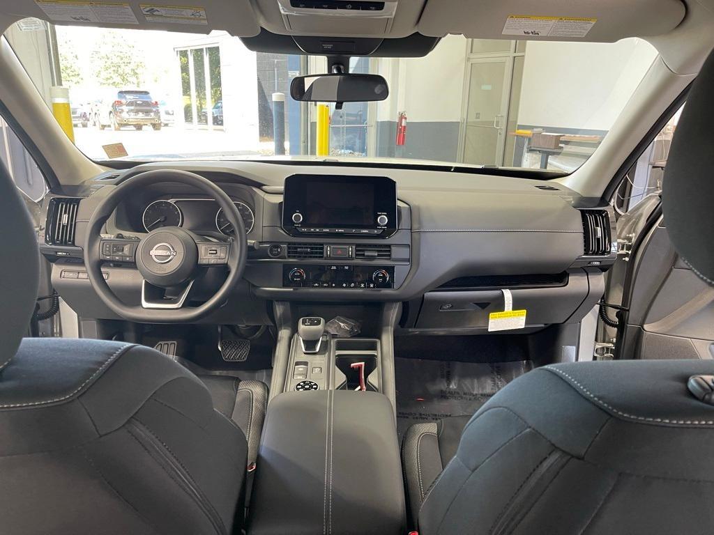 new 2025 Nissan Pathfinder car, priced at $31,990