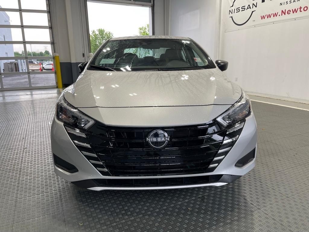 new 2025 Nissan Versa car